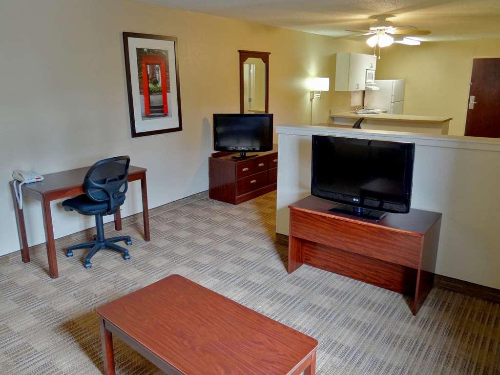 Extended Stay America Select Suites - Jacksonville - Lenoir Avenue East Room photo