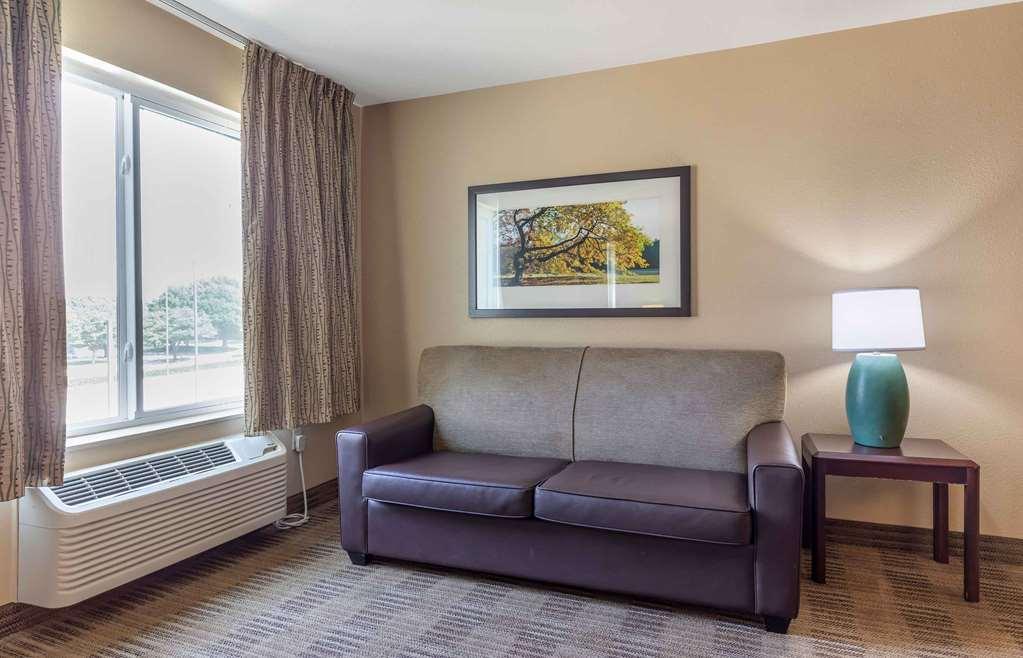 Extended Stay America Select Suites - Jacksonville - Lenoir Avenue East Room photo