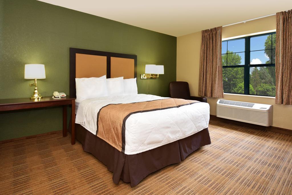 Extended Stay America Select Suites - Jacksonville - Lenoir Avenue East Exterior photo