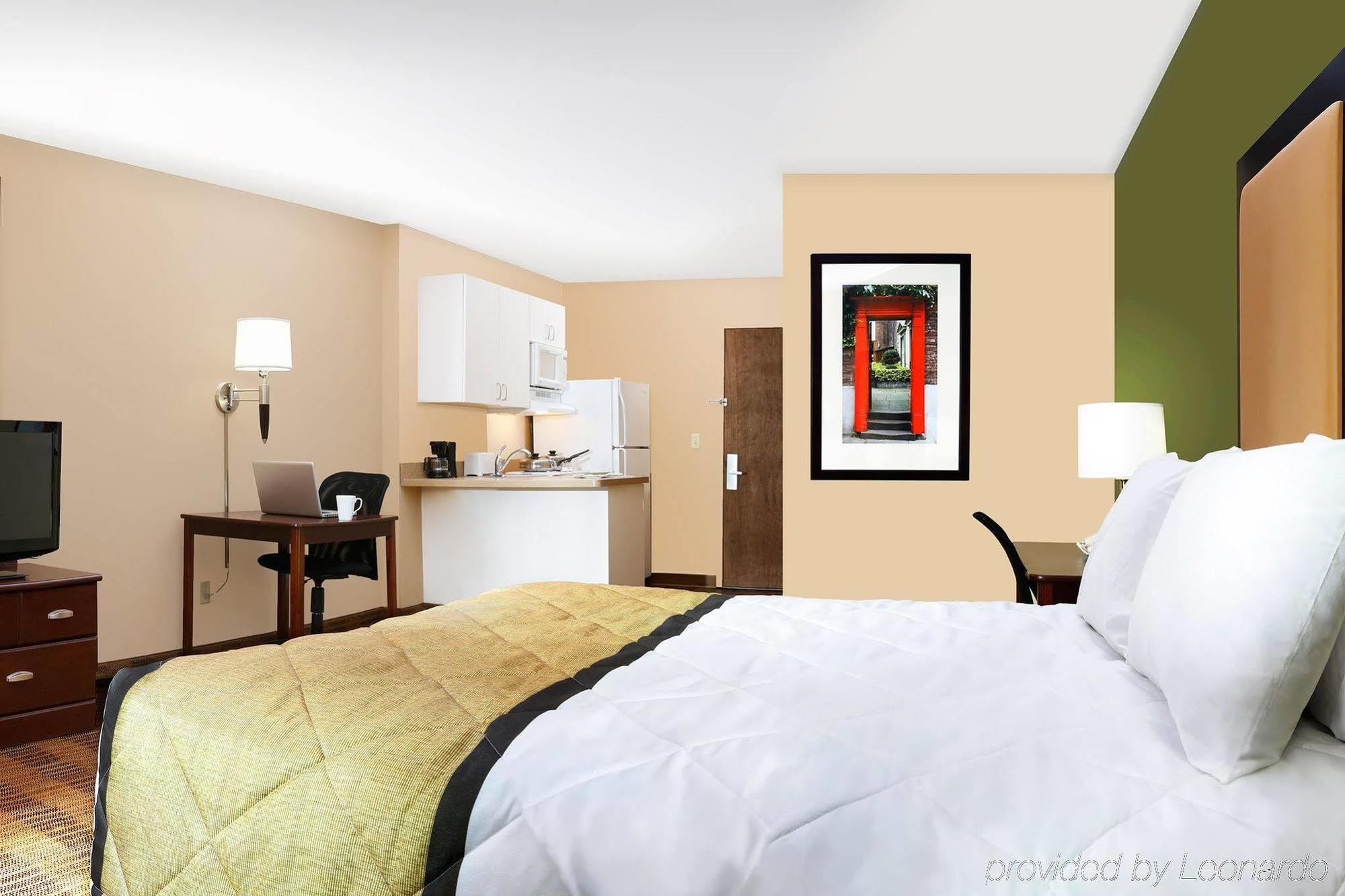 Extended Stay America Select Suites - Jacksonville - Lenoir Avenue East Exterior photo